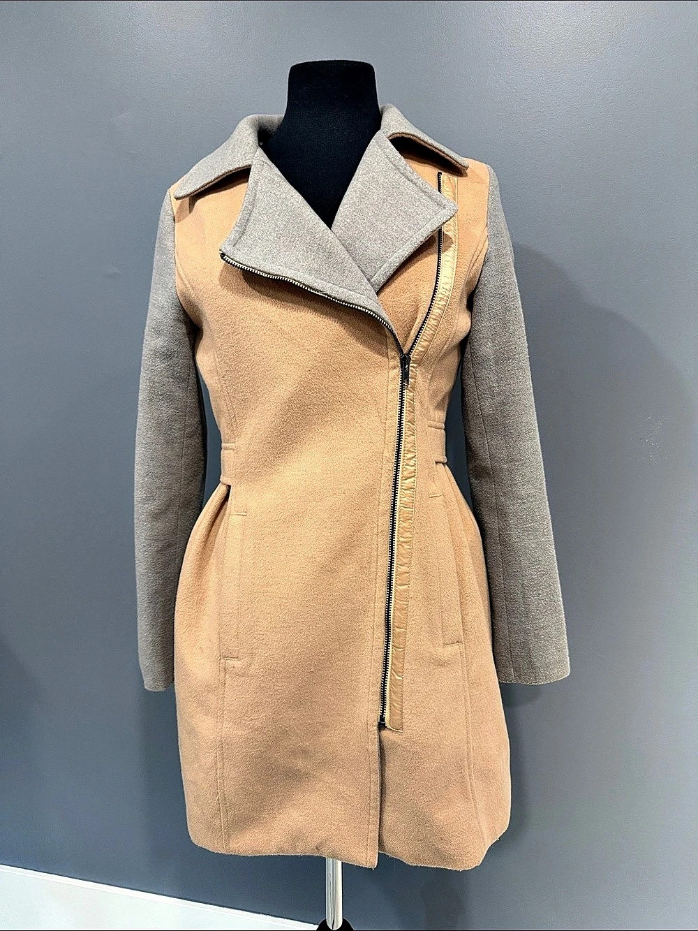 She In Color Block Trench Coat Size Small